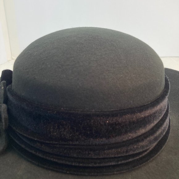 Cappelli wool hat embellishments - Picture 5 of 9